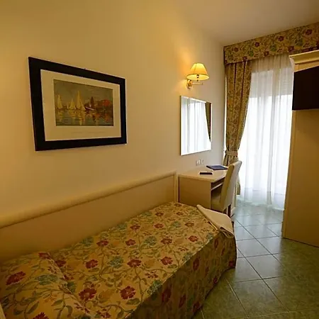 Hotel Nord Est 4*