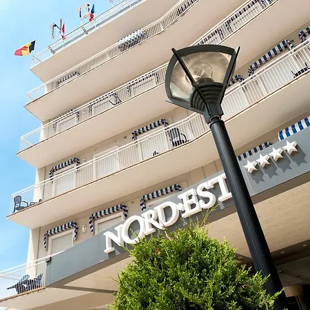 Nord Est Hotel 4*