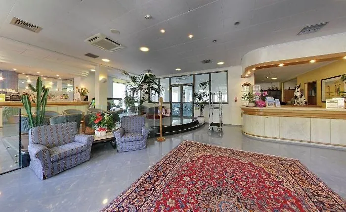 Nord Est 4* Κατόλικα